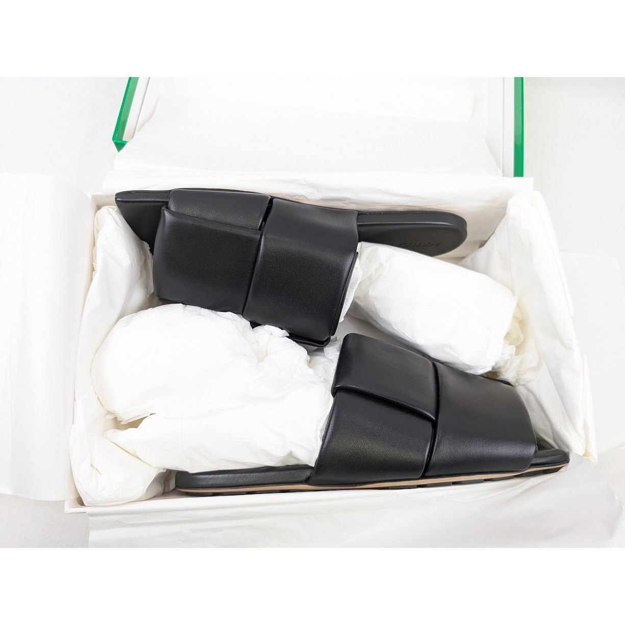 Bottega Veneta o1rshd1 Q:2 / Nappa Lagoon Leather Sandals in Black Size US 9 / EU 42 - 20 Thumbnail