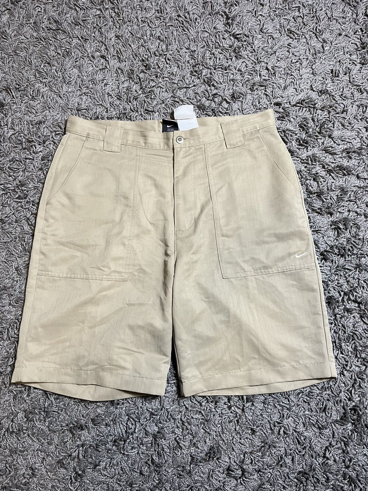 Nike × Vintage NIKE VINTAGE Y2K GOLF RAP STYLE MENS SHORTS Size US 34 / EU 50 - 1 Thumbnail