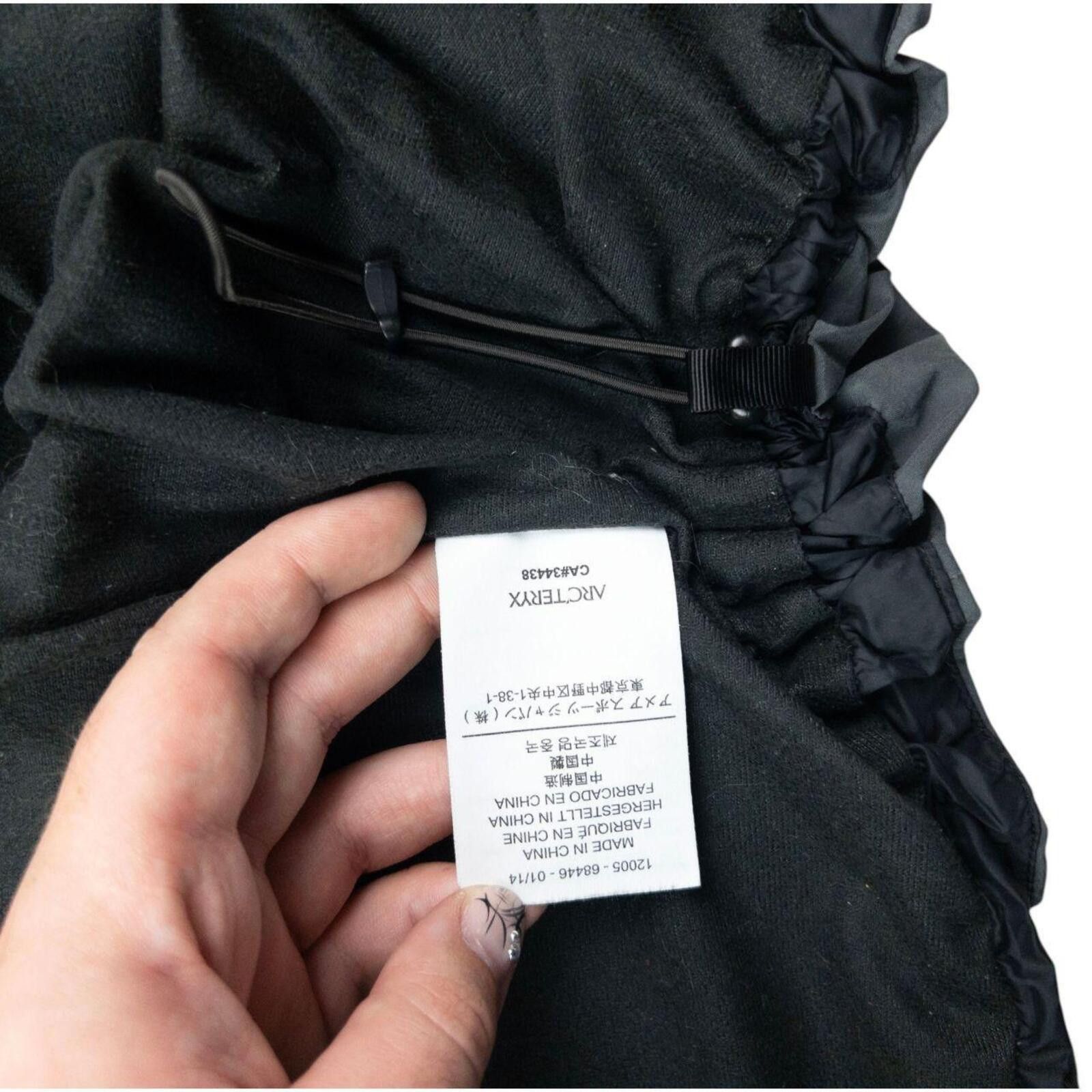 Arc'teryx Vintage Arcteryx Solano Windstopper Jacket Size M Size US M / EU 48-50 / 2 - 7 Thumbnail