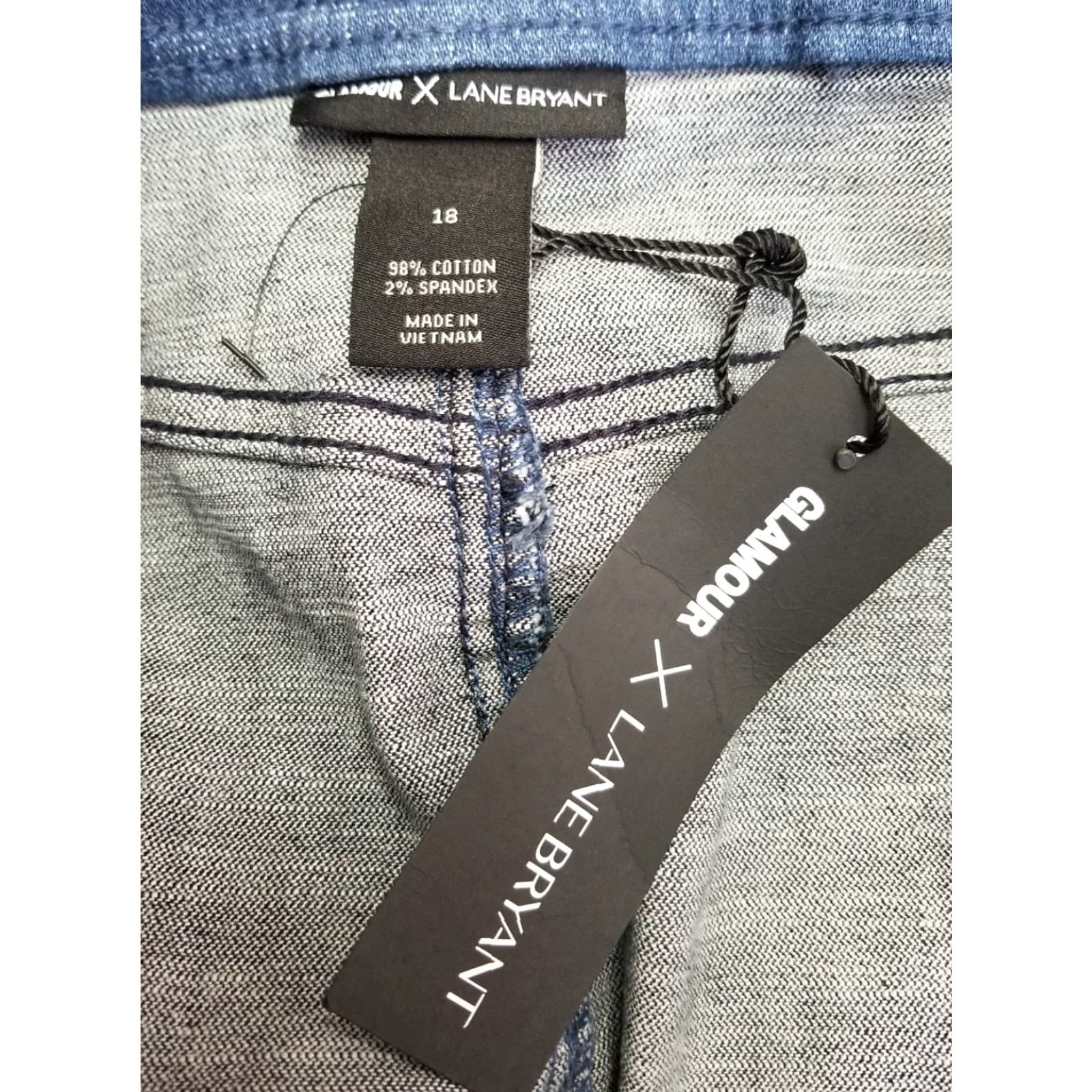 Vintage Glamour X Lane Bryant Denim Jean Skirt Size 18 Two Toned Dark Medium Fade Blue Womens Short 18 20 Across Waist 25 Waist to Hem Size 40" / US 18 - 4 Thumbnail