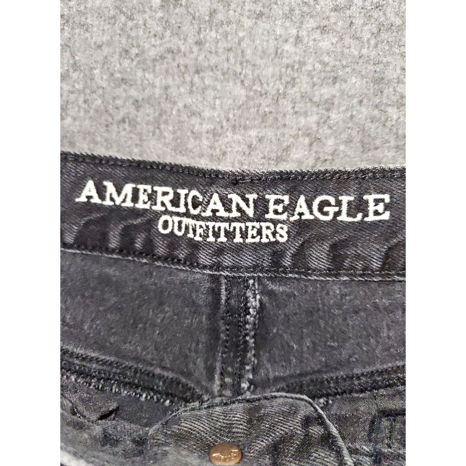 American Eagle Outfitters American Eagle Outfitters Mom Jeans Denim Black Distressed Stretch Mid 4 Regular 26 Inseam Women’s Regular Size 27" / US 4 / IT 40 - 2 Thumbnail