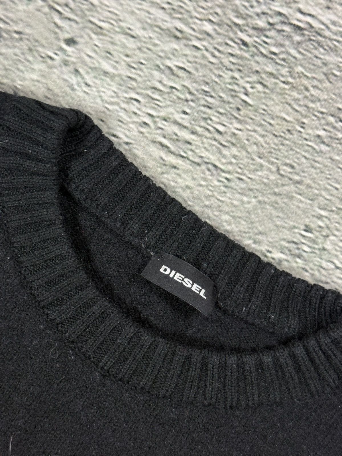 Diesel Diesel vintage sweater black Y2K big logo red Size US L / EU 52-54 / 3 - 4 Thumbnail