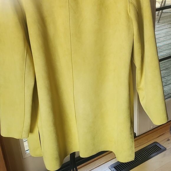 Designer Joan Vass Mustard Yellow Suede Long Sleeve Sz. L Jacket Size L / US 10 / IT 46 - 2 Thumbnail