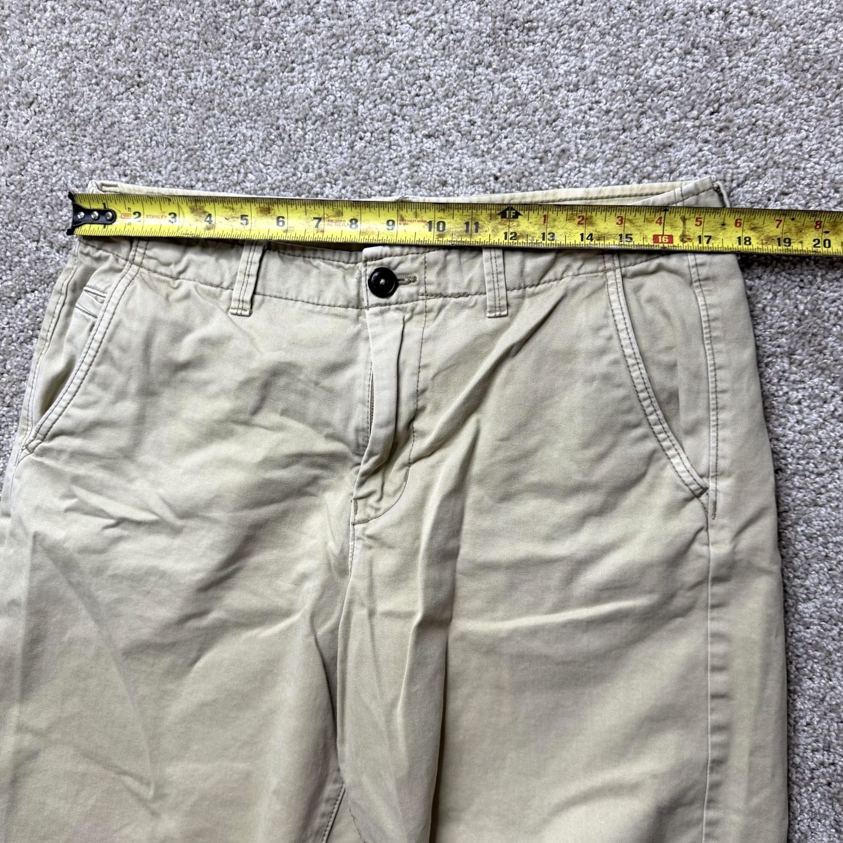 American Eagle Outfitters American Eagle Outfitters Chino Shorts Mens 33 Beige Canvas 9 Inseam Casual Size US 33 - 5 Thumbnail