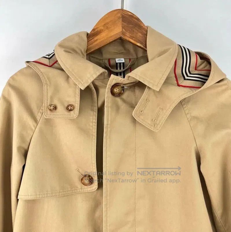 Burberry Burberry Women's Khaki Trench Coat for Spring/Fall. Size XXS / US 00 / IT 34 - 3 Thumbnail