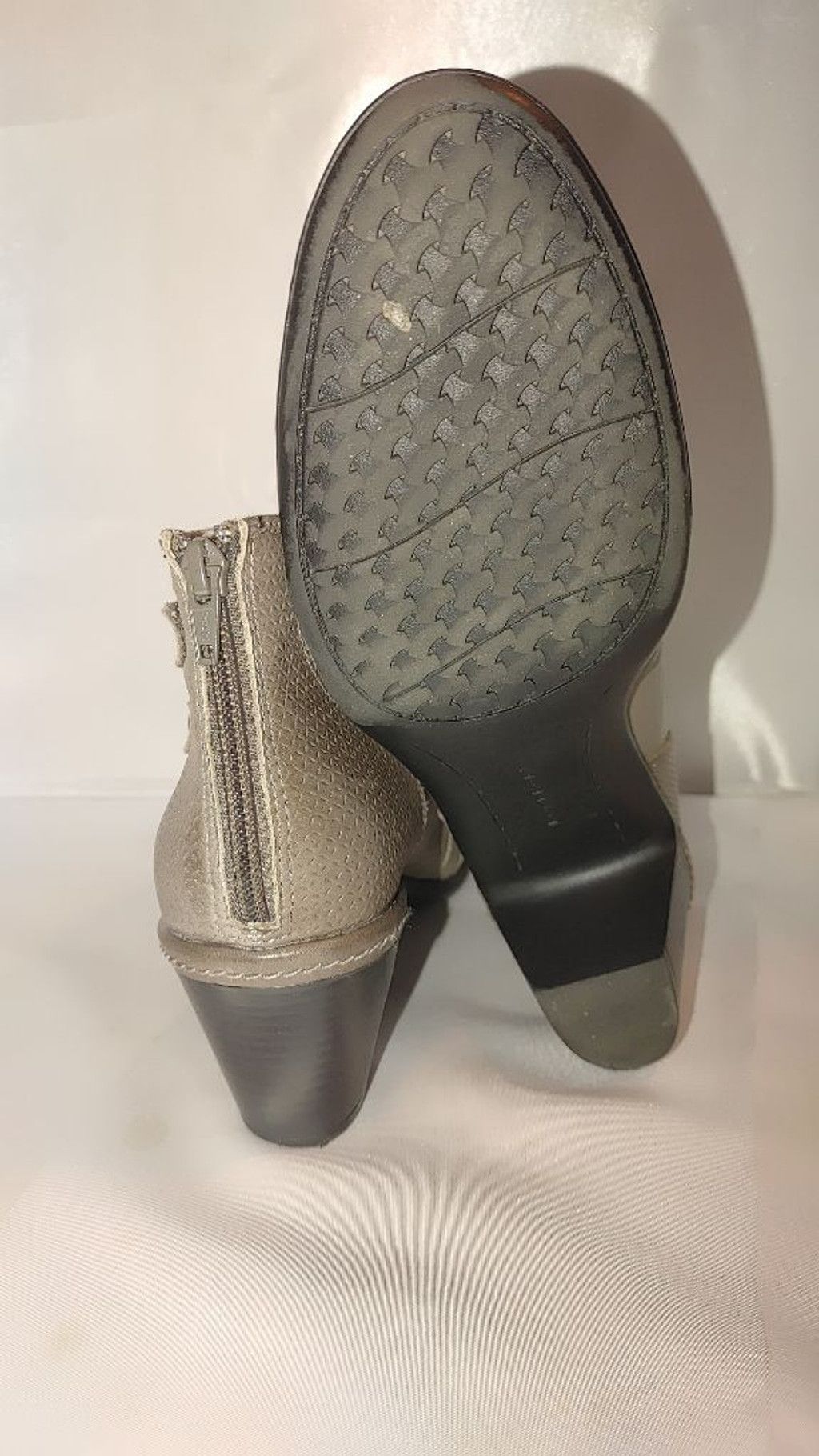 Rockport Rockport Cobb Hill Trixie Leather xStrap Booties Size 10 Size US 10 / IT 40 - 8 Thumbnail