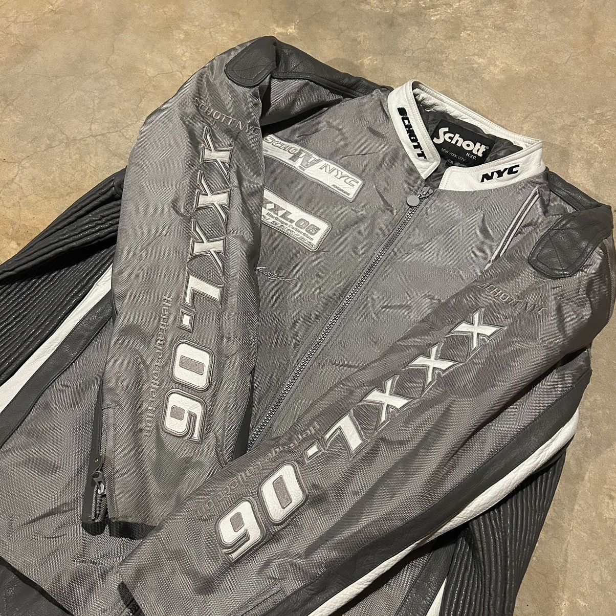 Schott × Vintage Crazy Vintage Y2K Schott NYC Oversized Racer Leather Jacket Size US XXL / EU 58 / 5 - 5 Thumbnail