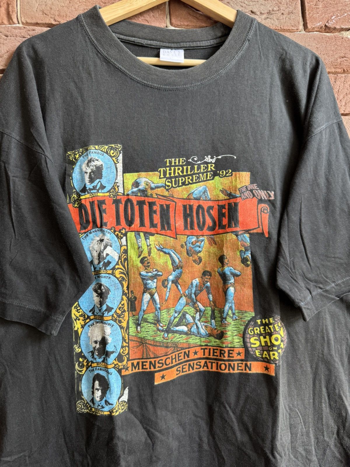 Band Tees Vintage 1992 Die Toten Hosen Thriller Supreme 90s Band Tee Size US XL / EU 56 / 4 - 4 Thumbnail