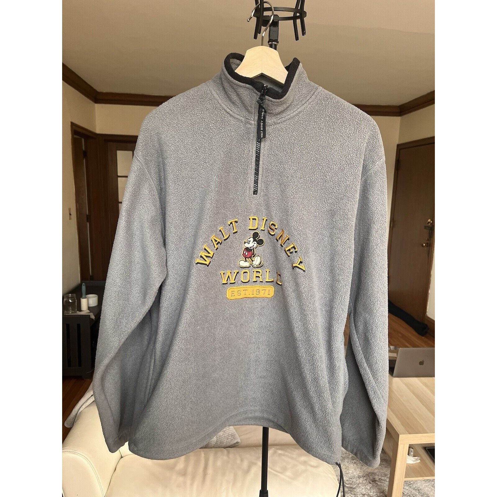 Mickey Mouse VINTAGE WALT DISNEY WORLD MICKEY MOUSE QUARTER ZIP PULLOVER Size US L / EU 52-54 / 3 - 1 Thumbnail