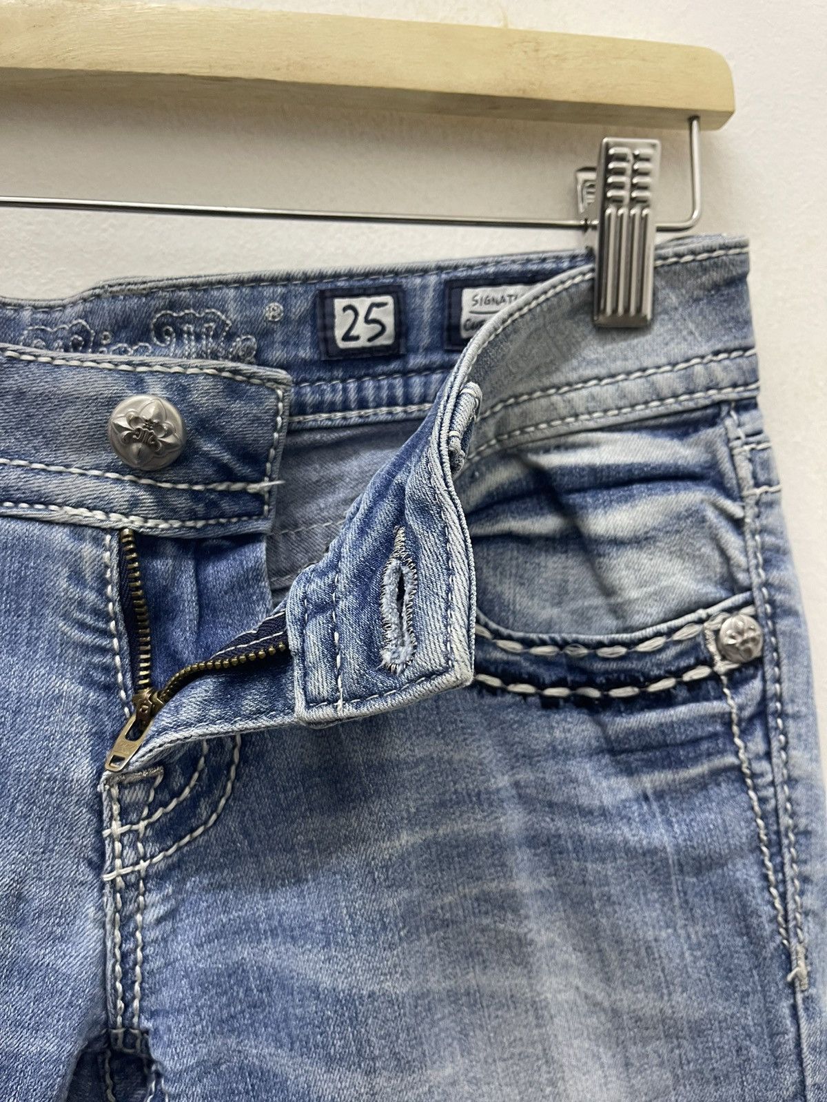 Miss Me Rare Vintage MISS ME Cuffed Capri Size 26" / US 2 / IT 38 - 11 Thumbnail