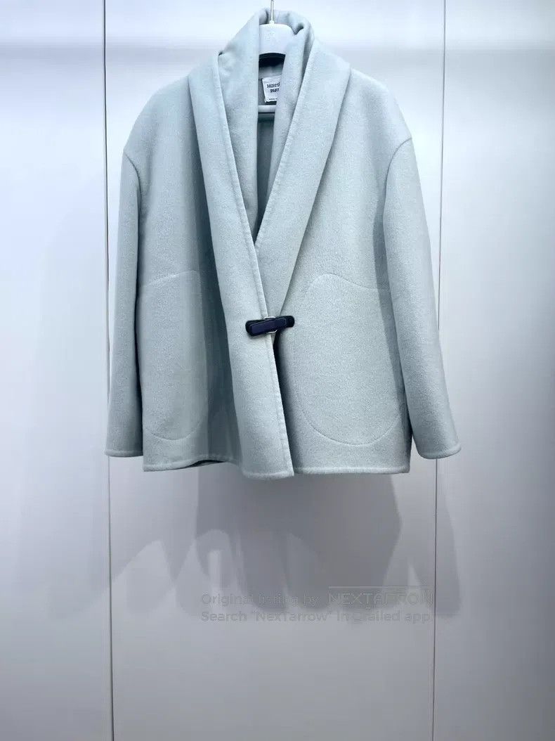 Hermes Hermes Leather Buckle Double-Faced Cashmere Short Coat Size XXS / US 00 / IT 34 - 1 Thumbnail