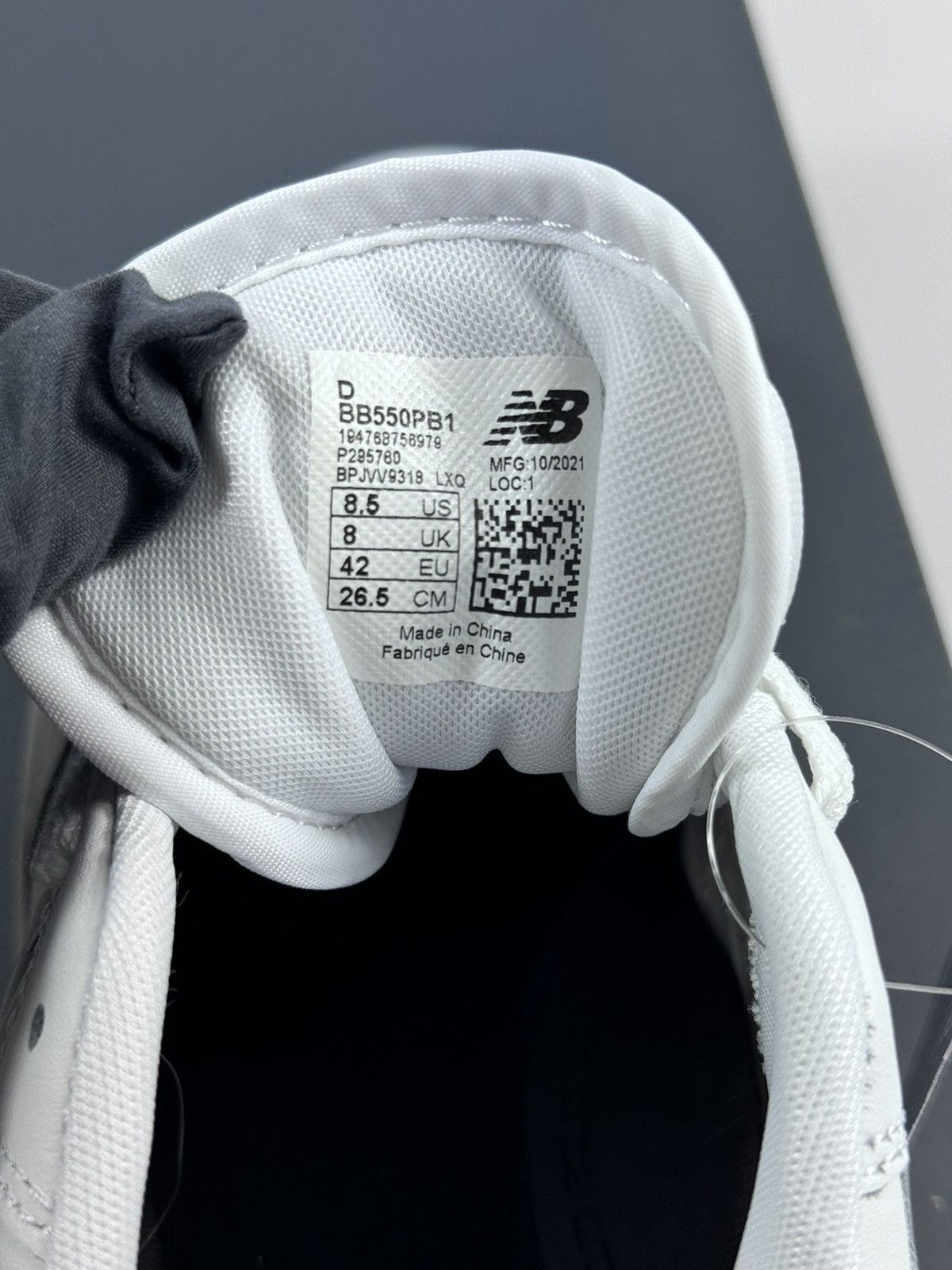 New Balance NEW BALANCE 550 SNEAKERS Size US 8.5 / EU 41-42 - 7 Thumbnail