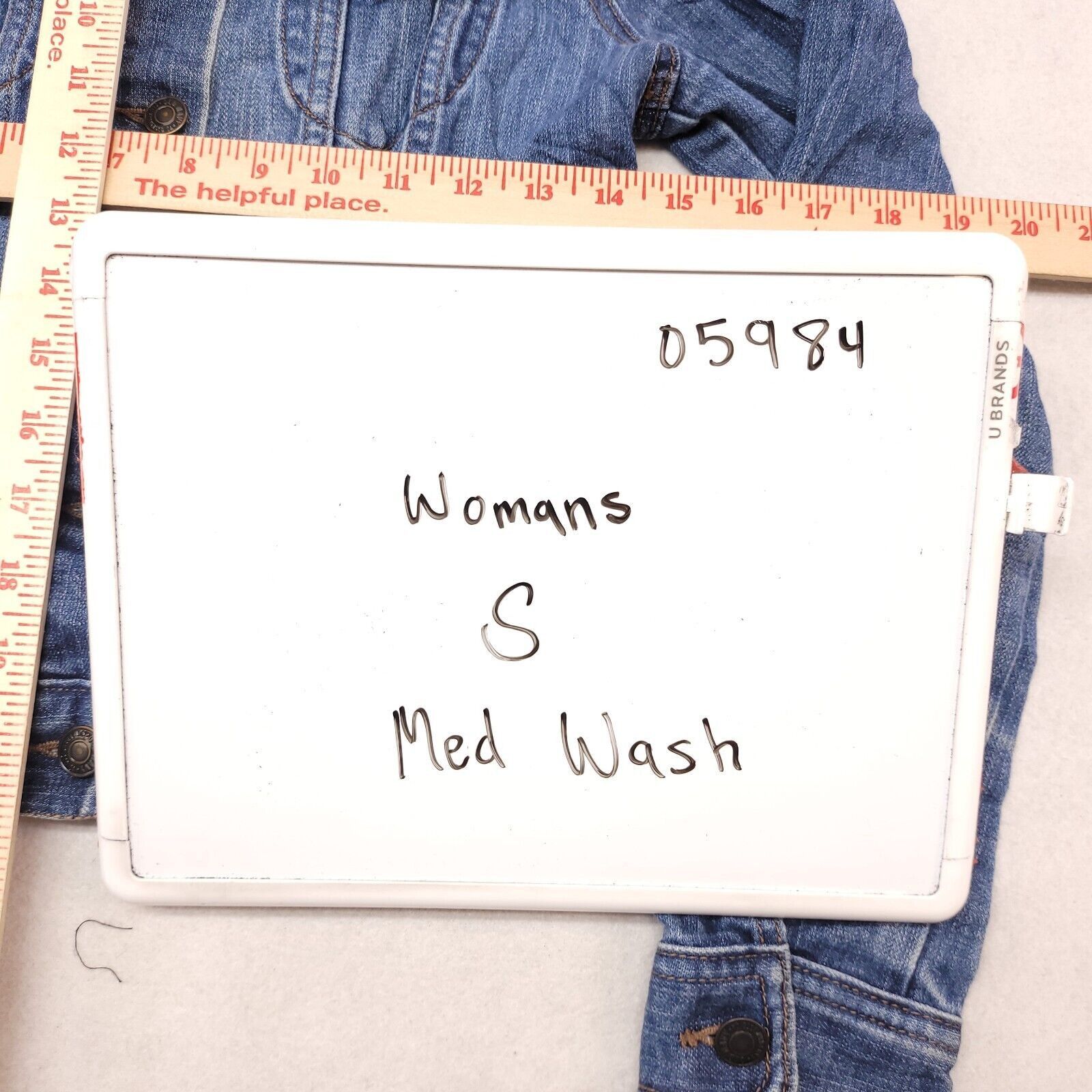 Old Navy Old Navy Casual Button Up Denim Jacket Womens Size S Blue Size S / US 4 / IT 40 - 10 Thumbnail