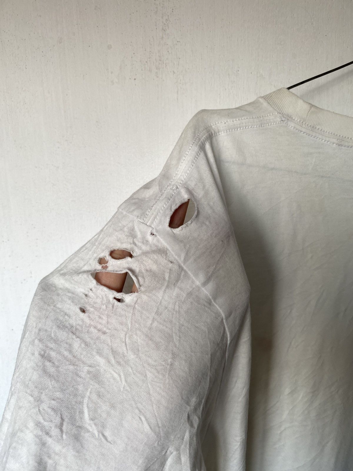 Anime RARE Gundam Distressed Tshirt Size US M / EU 48-50 / 2 - 5 Thumbnail