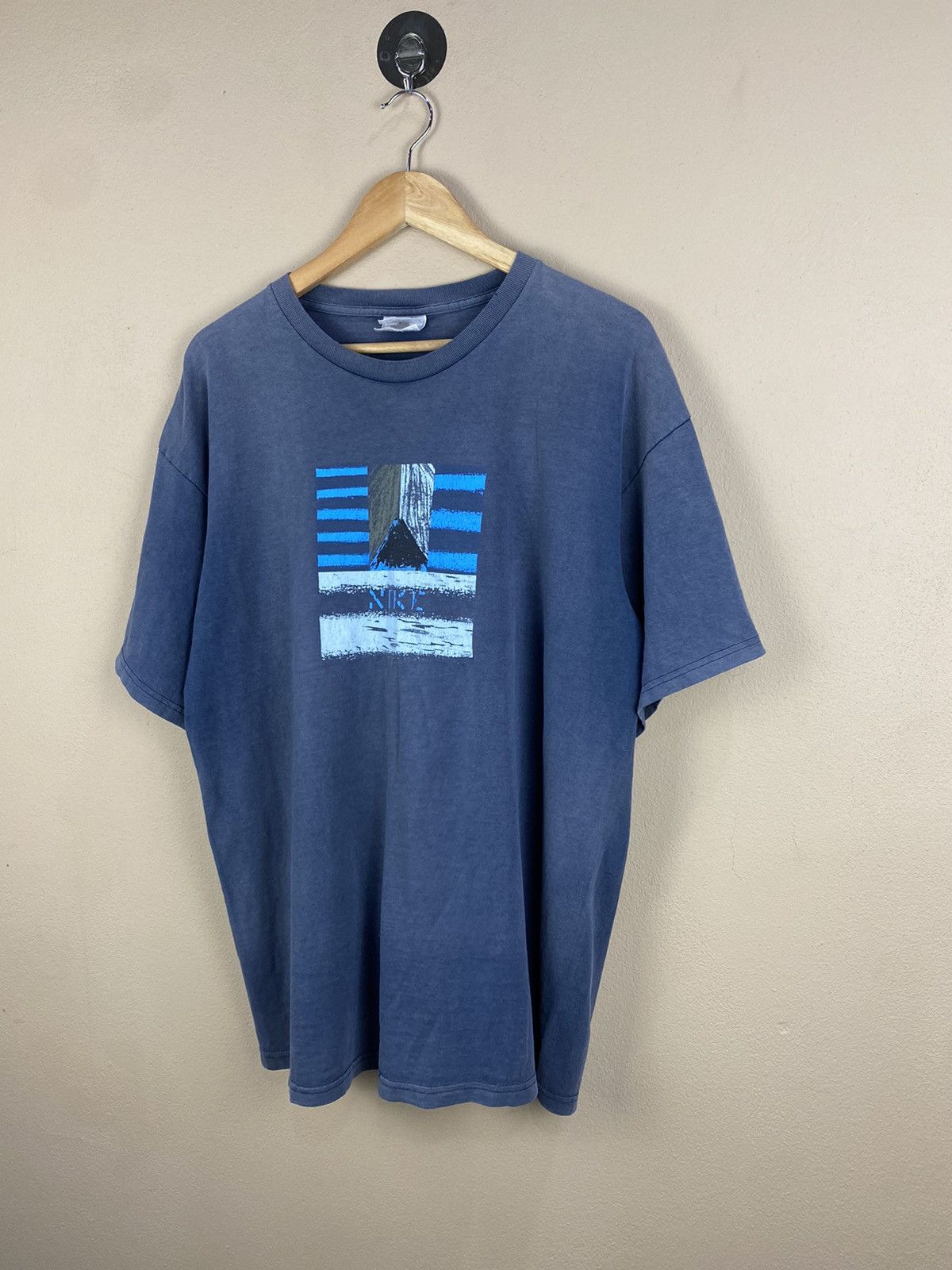 Nike × Vintage VINTAGE DISTRESSED NIKE TSHIRT Size US L / EU 52-54 / 3 - 3 Thumbnail