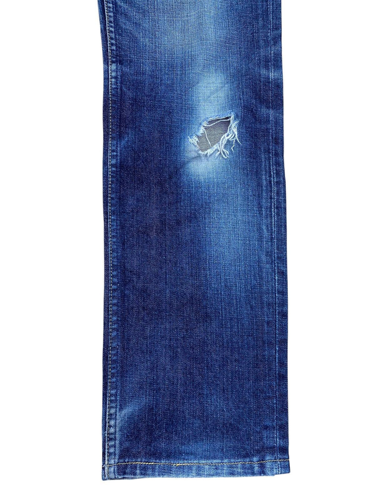 Levi's Levi’s Acid Blue Wash Whiskers Style Ripped Jeans Size US 28 / EU 44 - 6 Thumbnail