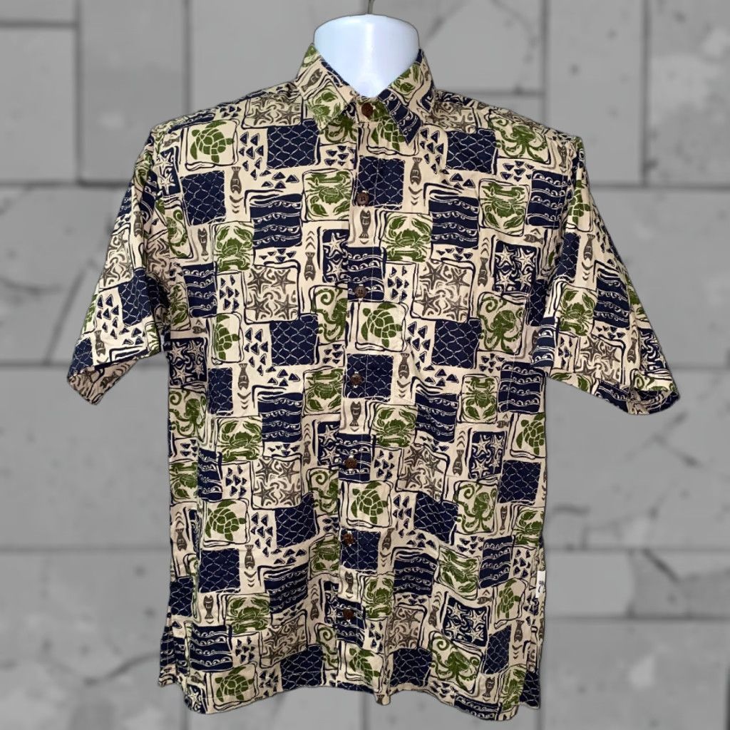 Vivobarefoot Go Barefoot Mens Short Sleeve Button-Up Hawaiian Style Shirt Turtle Print Multicolor Size S Regular Colorful Cotton Size US S / EU 44-46 / 1 - 1 Thumbnail