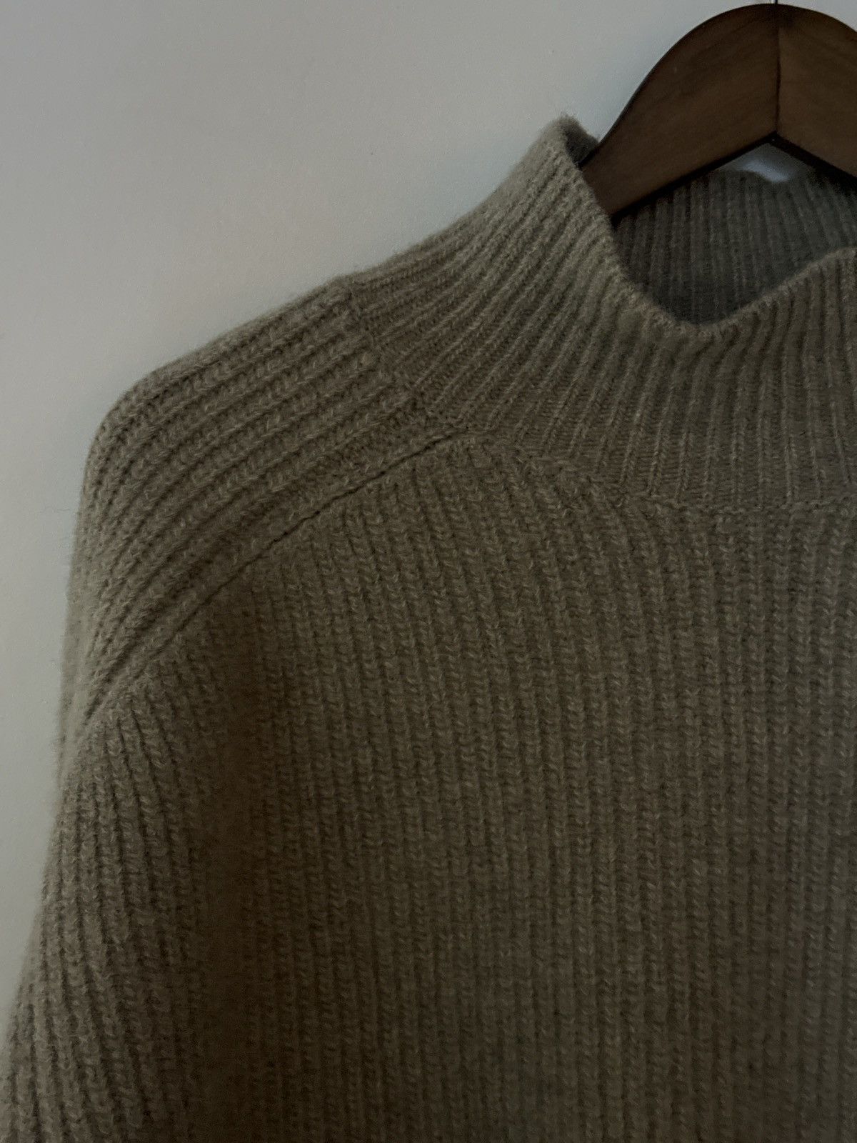 Bottega Veneta Bottega Veneta Wool Sweater Size US L / EU 52-54 / 3 - 4 Thumbnail