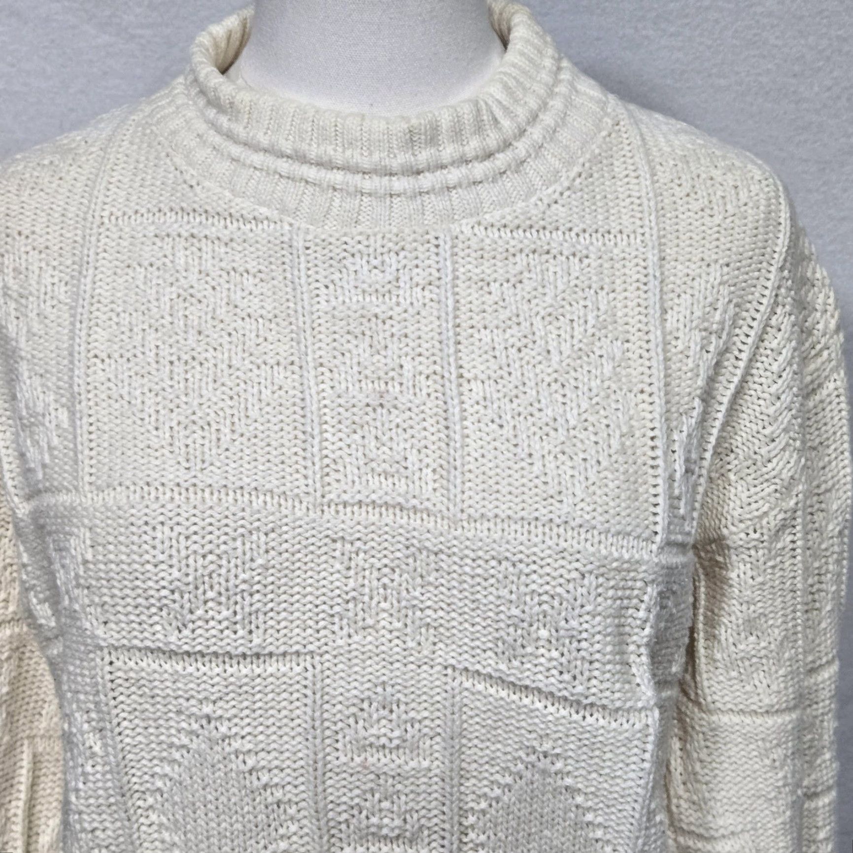 Vintage Woolrich Women Medium Sweater Ivory Cable Knit Mock Neck Made in USA Size M / US 6-8 / IT 42-44 - 2 Thumbnail