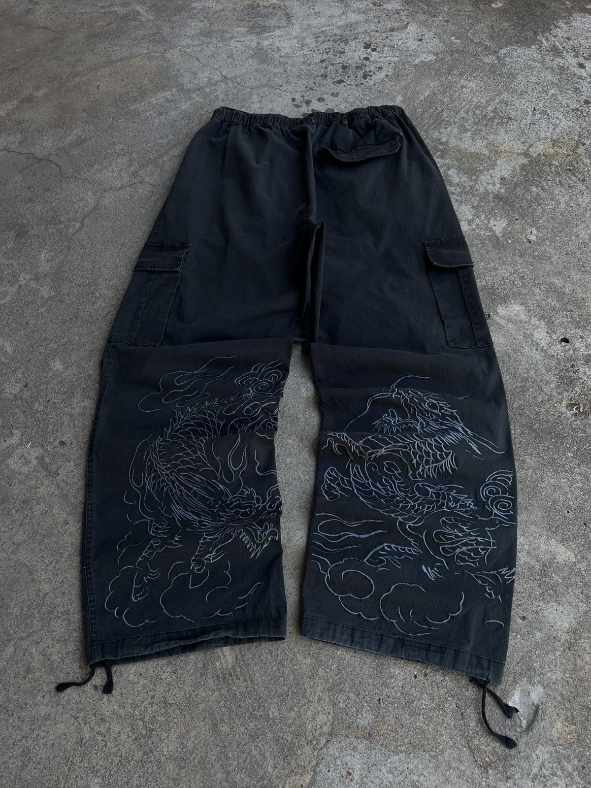パンツ Maharishi Blue Dragon Trousers maharishi-black-Dragon-print-
