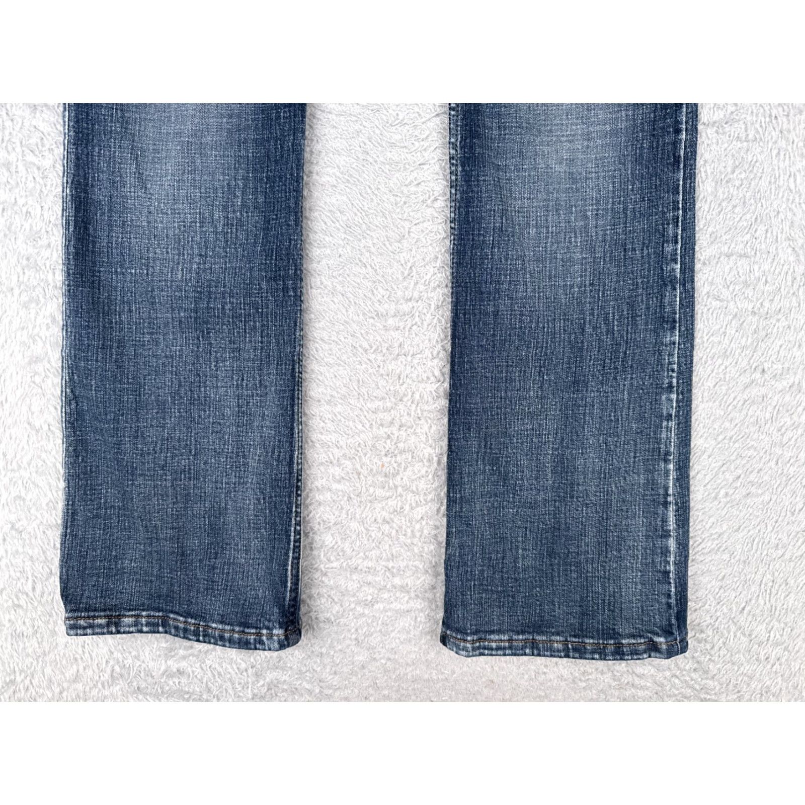 Wrangler Wrangler Women’s Jeans Bootcut Denim Cotton Stretch 28x30 Blue Vintage-Inspired Western Size 28" / US 6 / IT 42 - 2 Thumbnail
