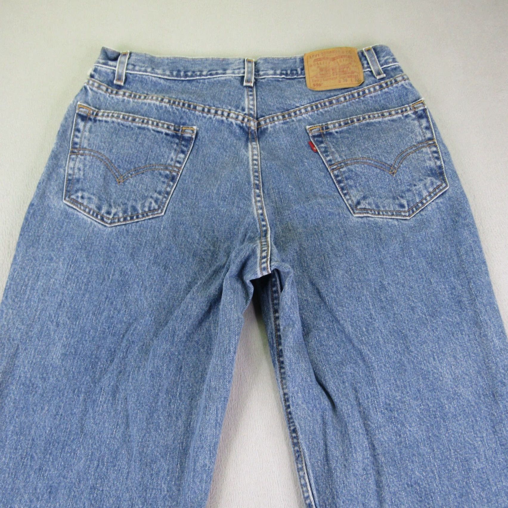 Levi's VINTAGE Levi's Jeans Men 36x28 Relaxed Fit Blue Denim 550 2000s Y2K Regular Cut Size US 34 / EU 50 - 6 Thumbnail