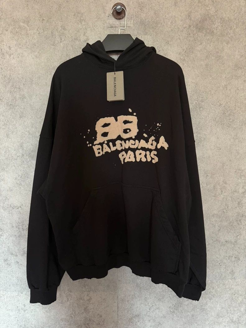 Balenciaga Balenciaga Dripping Graffiti Hooded Sweatshirt, Black Size US XL / EU 56 / 4 - 1 Thumbnail