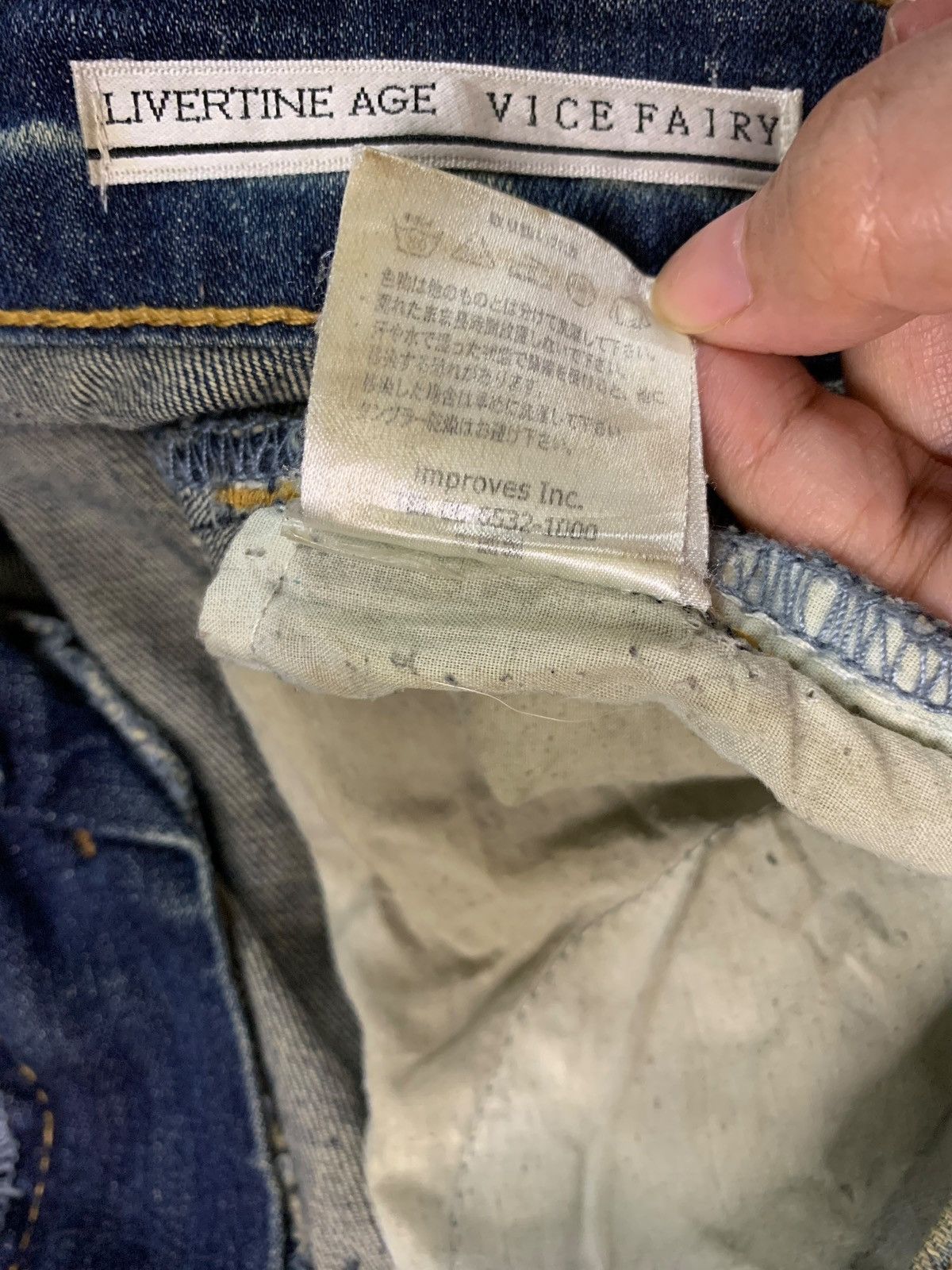 Japanese Brand Vintage Japanese Brand Rusty Wash Distressed Bleach Jeans Size US 32 / EU 48 - 11 Thumbnail