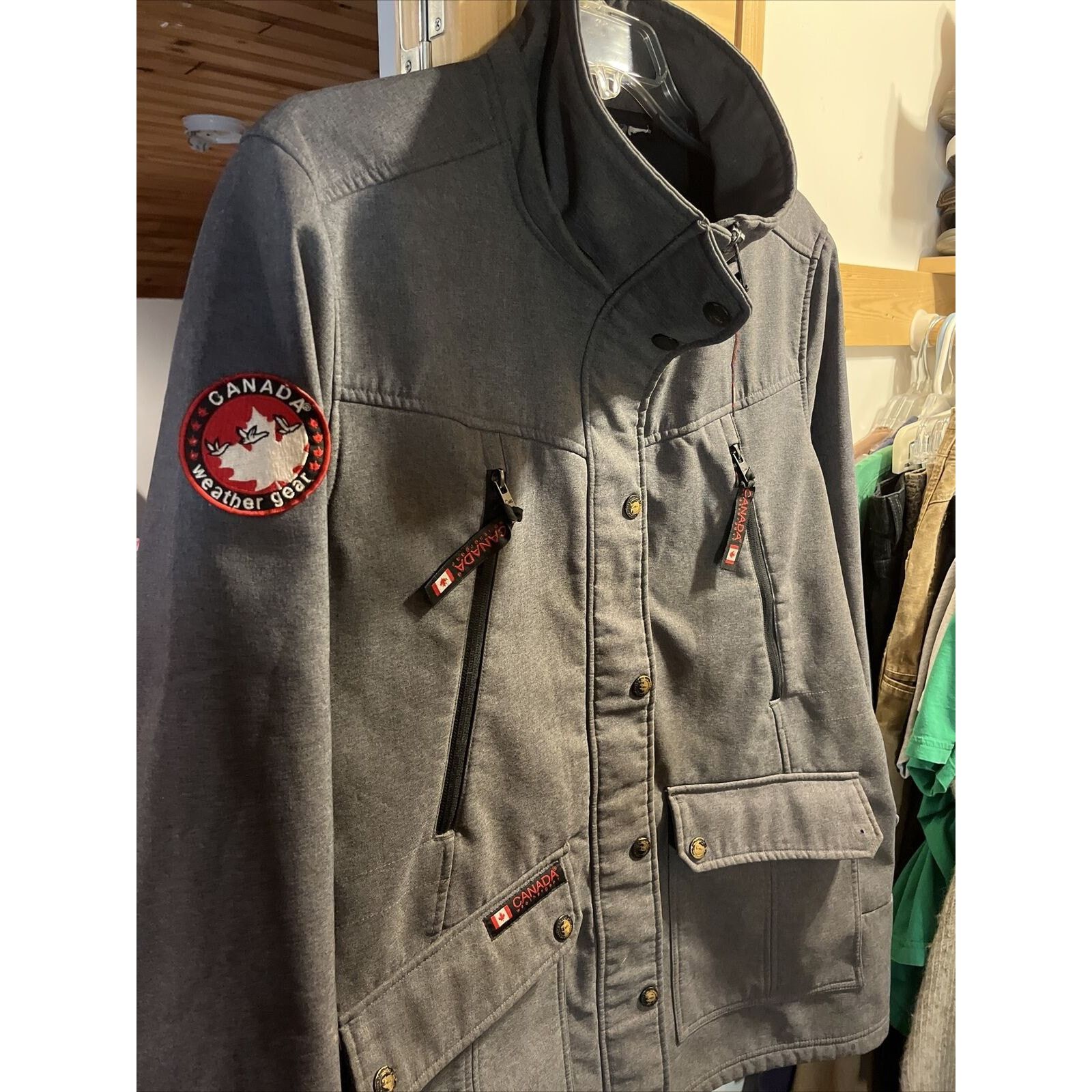 Other Canada Weather Gear Men’s L Gray LS Zip Windbreaker Jacket Size US L / EU 52-54 / 3 - 9 Thumbnail