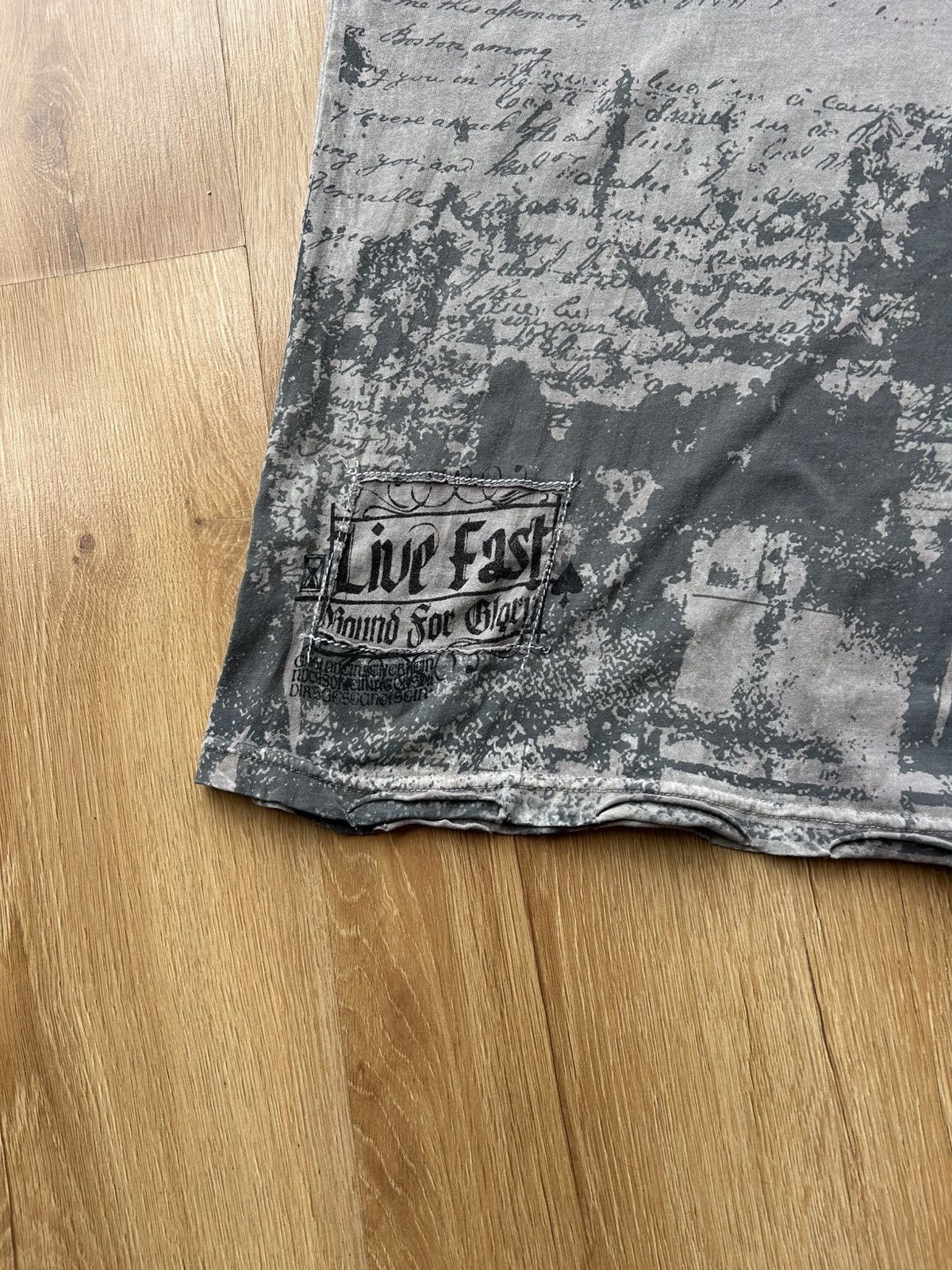 Affliction Vintage Y2K Cyber Affliction All Over Print Distressed Tee Size US XL / EU 56 / 4 - 10 Thumbnail