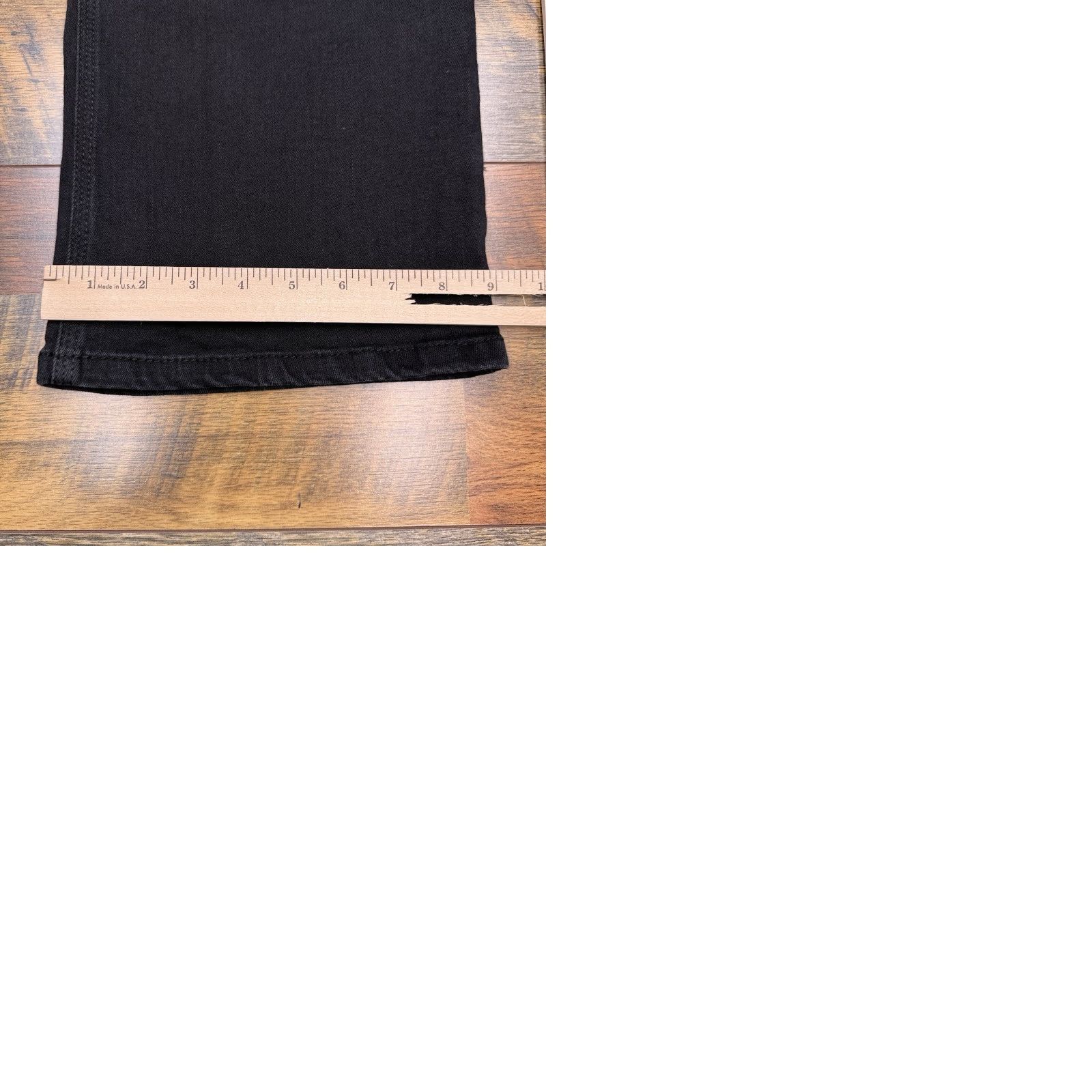 Vintage Chicos Slimming Bootcut Jeans Womens 2.5 Short Black Denim Jeans Slimming Rise Mid 8.5-10.5 5-Pocket City Logo Button Zip Womens Size 26" / US 2 / IT 38 - 9 Thumbnail
