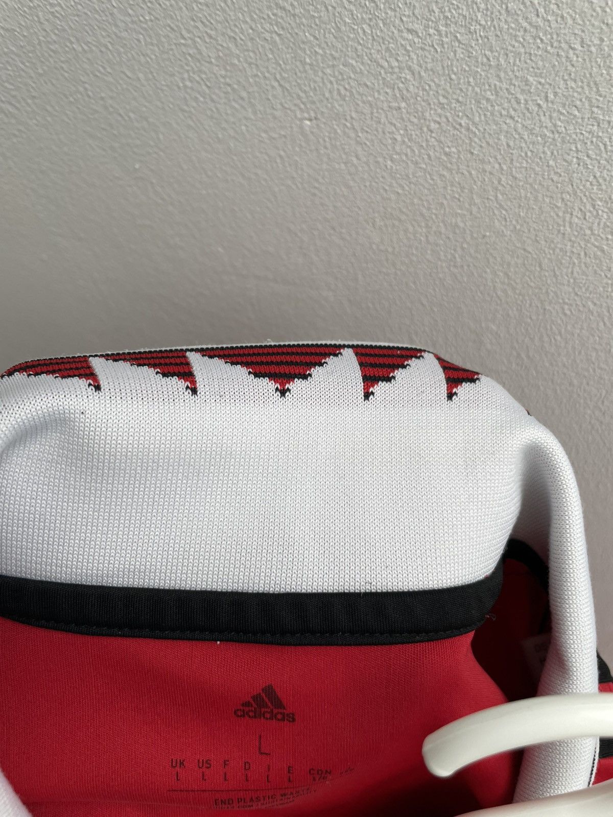 Adidas Manchester United 2022 2023 Football Shirt Soccer Jersey Size US L / EU 52-54 / 3 - 18 Thumbnail