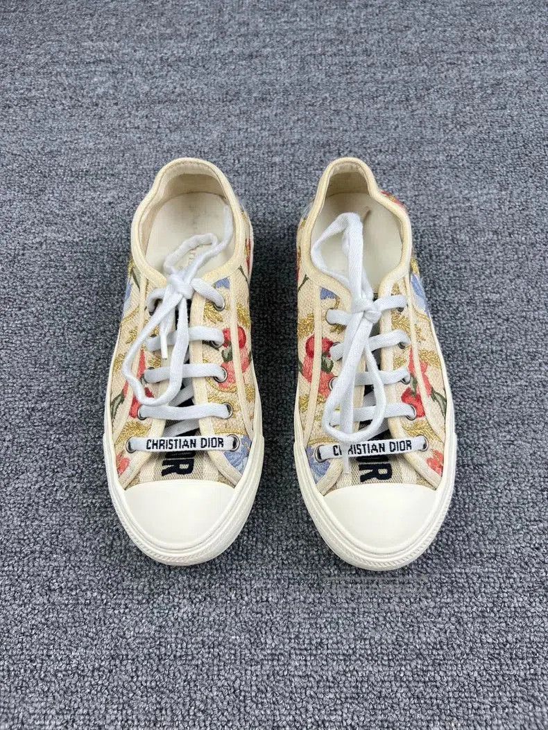 Dior Dior Floral Print Low. Size US 5 / EU 37 - 3 Thumbnail