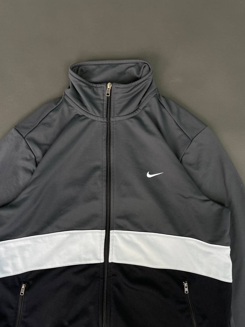 Nike × Vintage Vintage Nike Track Jacket Swoosh Logo Black Size US M / EU 48-50 / 2 - 2 Thumbnail