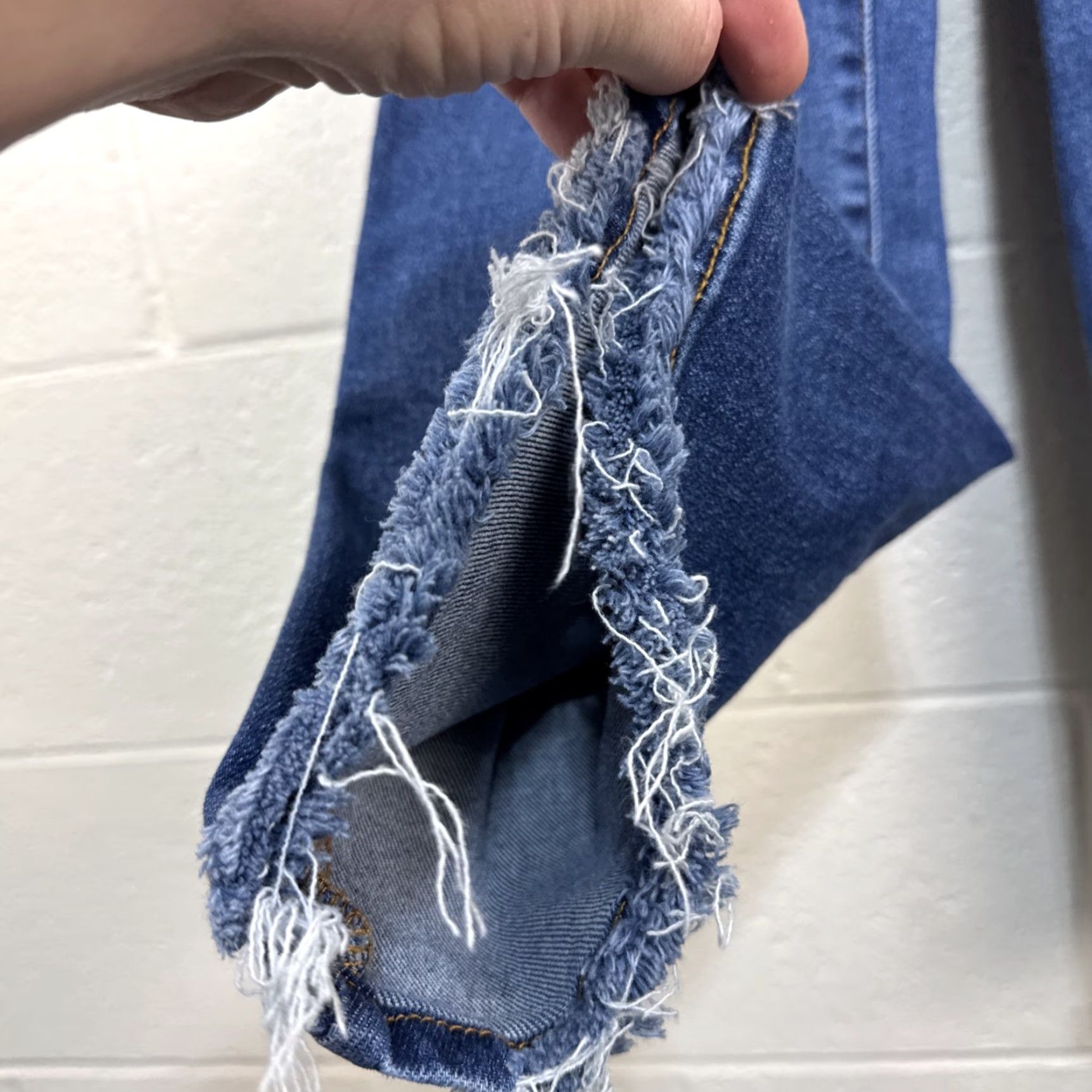 Vintage Judy Blue Jeans 16W 5-Pocket Distressed Wide Leg High Rise Medium Wash Denim Stretch Classic Blue Women Adults Jeans Size 38" / US 16 / IT 52 - 7 Thumbnail