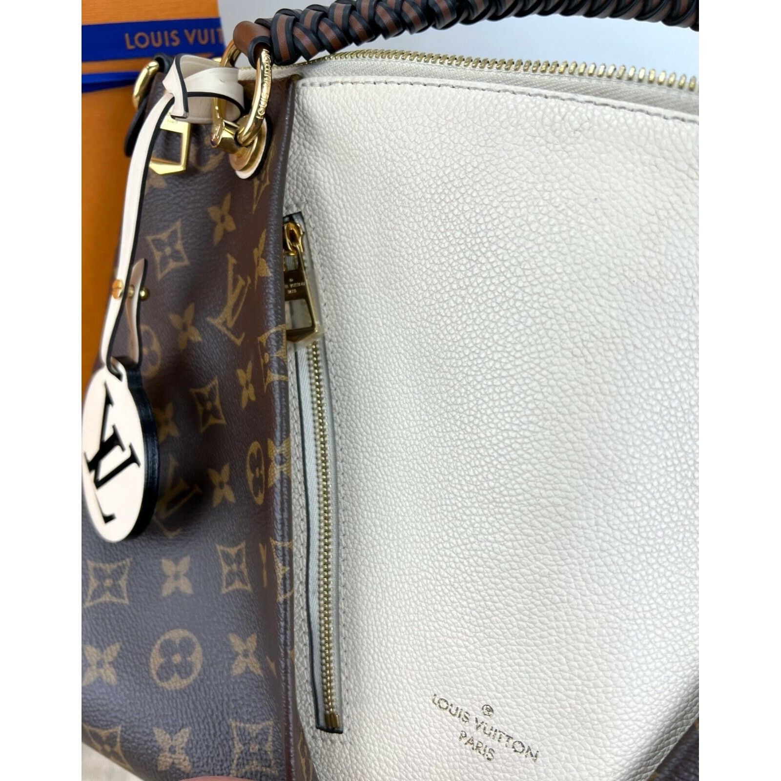 Louis Vuitton Louis Vuitton Braided V Tote MM Cream Leather Canvas Shoulde Size ONE SIZE - 11 Thumbnail