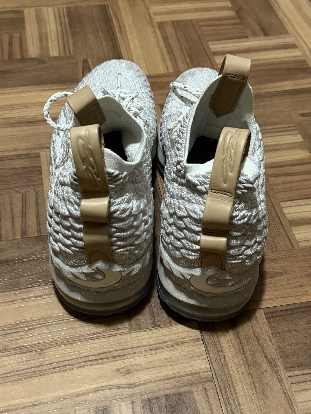 Nike Nike LeBron 15 Ghost Size US 11 / EU 44 - 4 Thumbnail