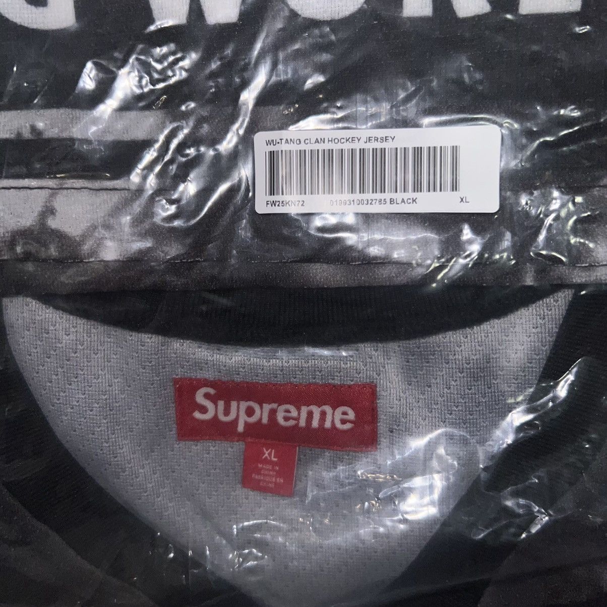 Supreme Supreme Wu Tang Clan Hockey Jersey Black Size: XL Size US XL / EU 56 / 4 - 4 Thumbnail