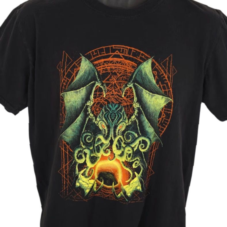 Gildan Cthulhu T Shirt Mens Size Large Black HP Lovecraft Horror Creature Gildan Crew Neck Short Sleeve Shirt"} Size US L / EU 52-54 / 3 - 2 Thumbnail