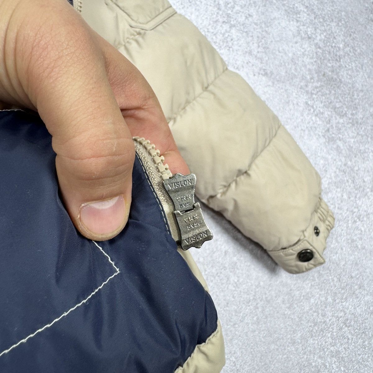 Moncler Boys Moncler Enfant Beige Hooded Down Parka Jacket Size US XXS / EU 40 - 12 Thumbnail