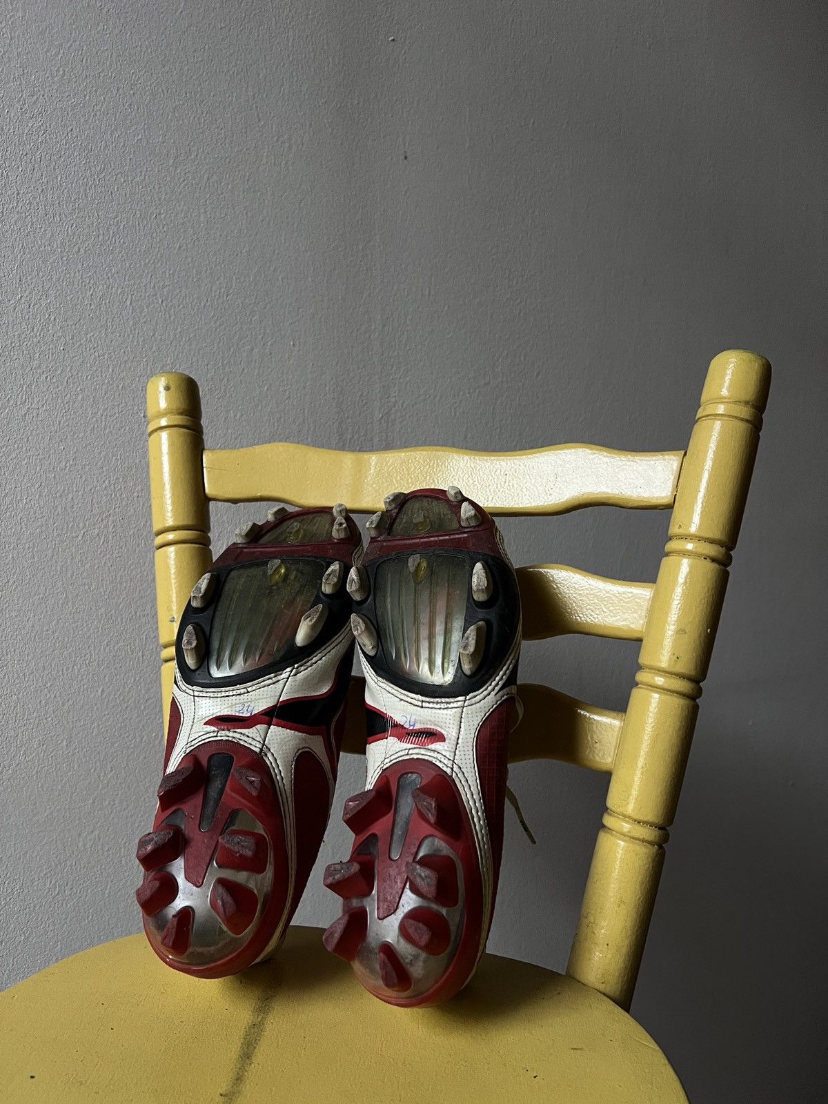Puma Puma V1.08 Rare 2008 Carbon Football Soccer Cleats Red/White Size US 9.5 / EU 42-43 - 10 Thumbnail