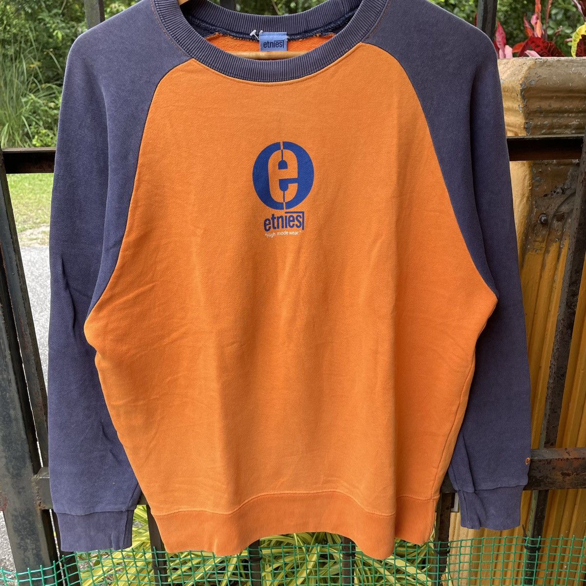 Etnies 🔥Vintage 90s Etnies Skateboard Center Logo Sweatshirts Size US M / EU 48-50 / 2 - 5 Thumbnail