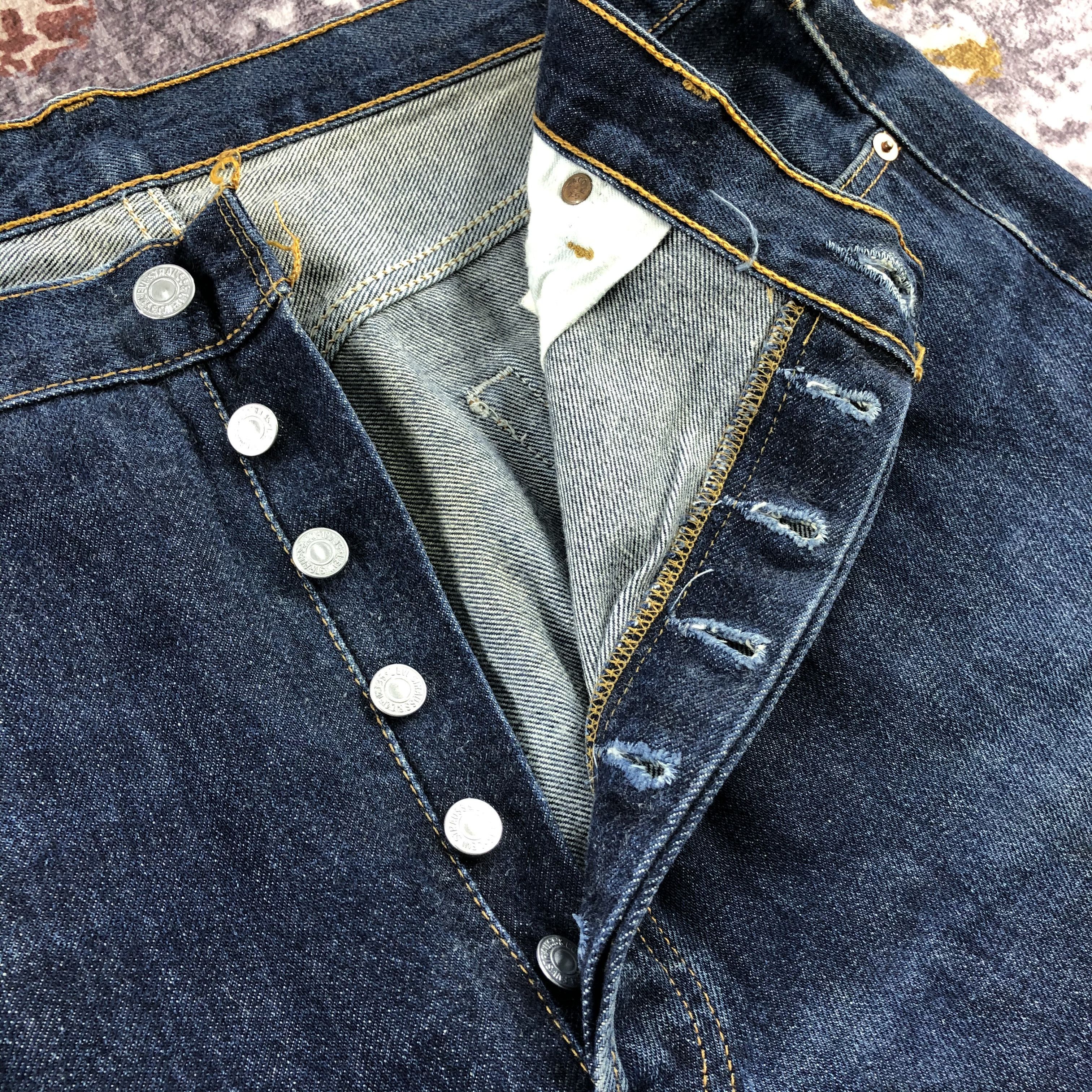 Levi's 90s Vintage Blue Wash Levis 501 Jeans-JM2717 Size US 39 - 9 Thumbnail