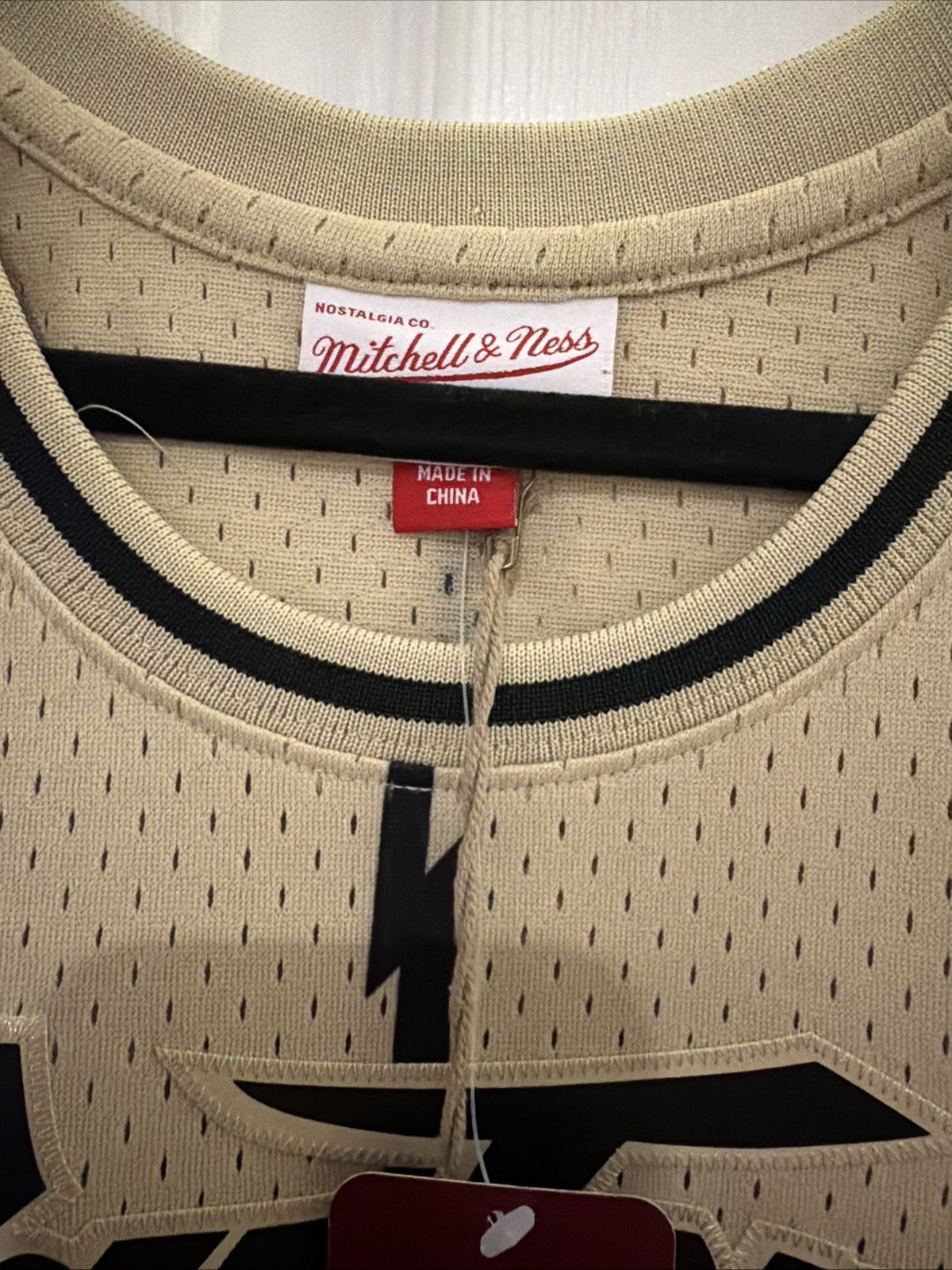 Mitchell & Ness Mitchell & Ness Khaki/Black Jersey Raptors 1998 T-Mac Men L Size US L / EU 52-54 / 3 - 4 Thumbnail