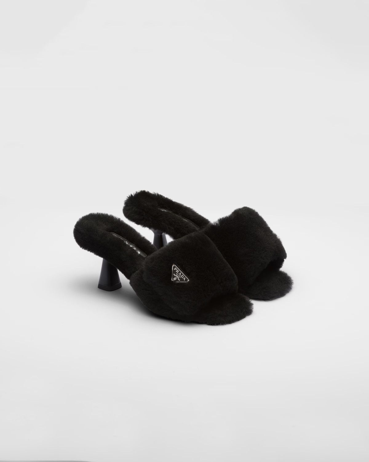 Prada o1w1db11124 Shearling Sandals in Black Size US 10 / IT 40 - 3 Thumbnail