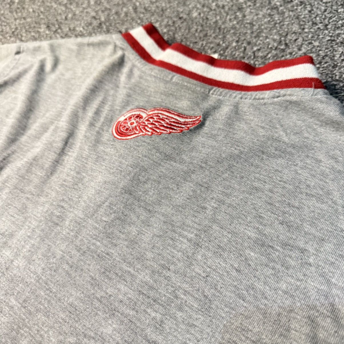 Nike Vintage 90s Detroit Red Wings NHL hockey jersey-style Size US L / EU 52-54 / 3 - 9 Thumbnail