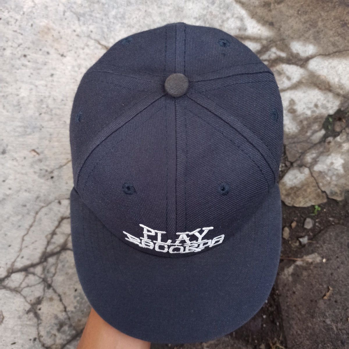 Quintin Co. × Stussy 🔥🔥 Rare. Stussy x Quintin Co. “Play record” Snapback Size ONE SIZE - 14 Thumbnail
