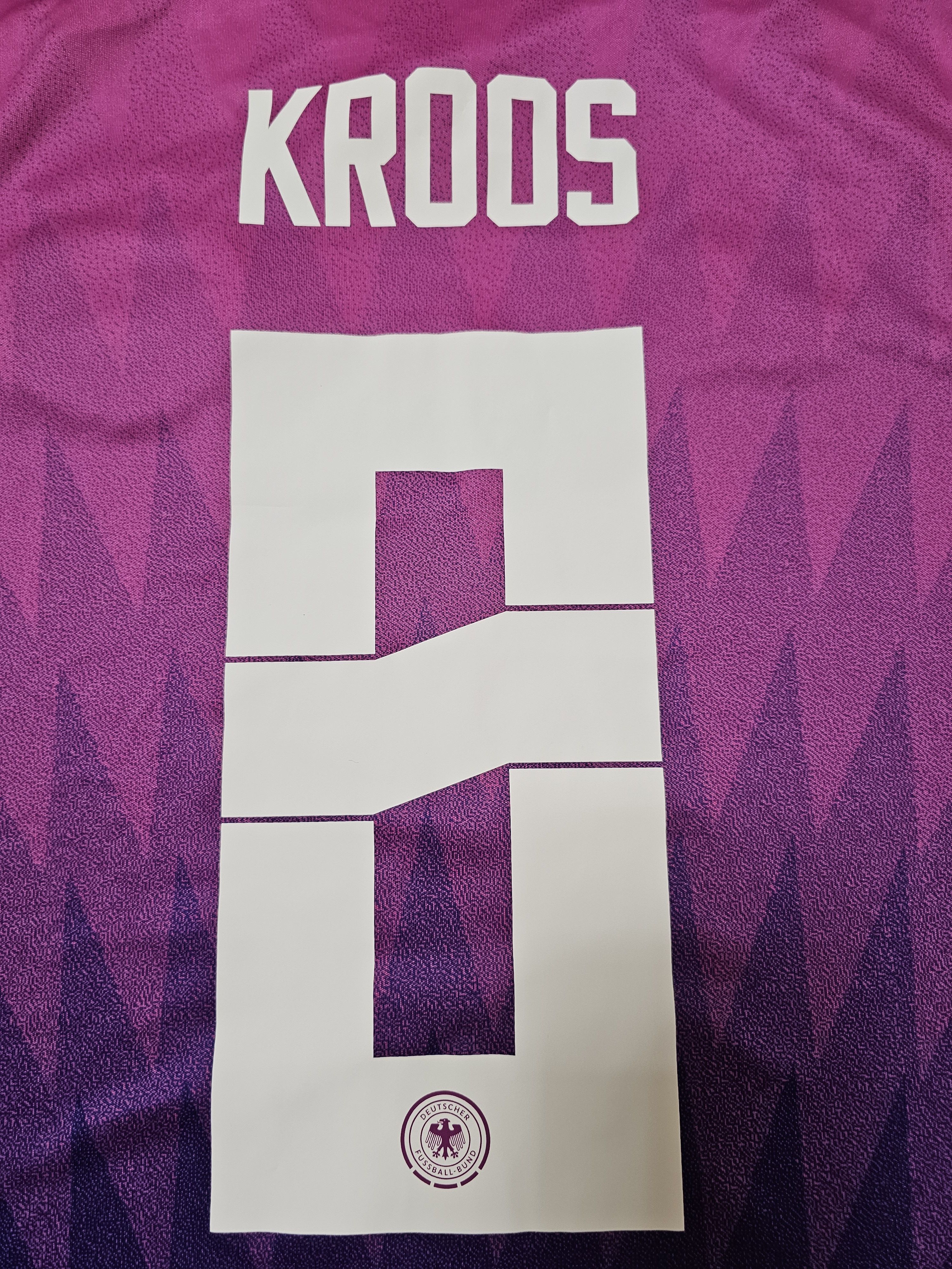 Adidas GERMANY 2024 AWAY EURO KROOS FOOTBALL SHIRT SOCCER JERSEY Size US M / EU 48-50 / 2 - 6 Thumbnail