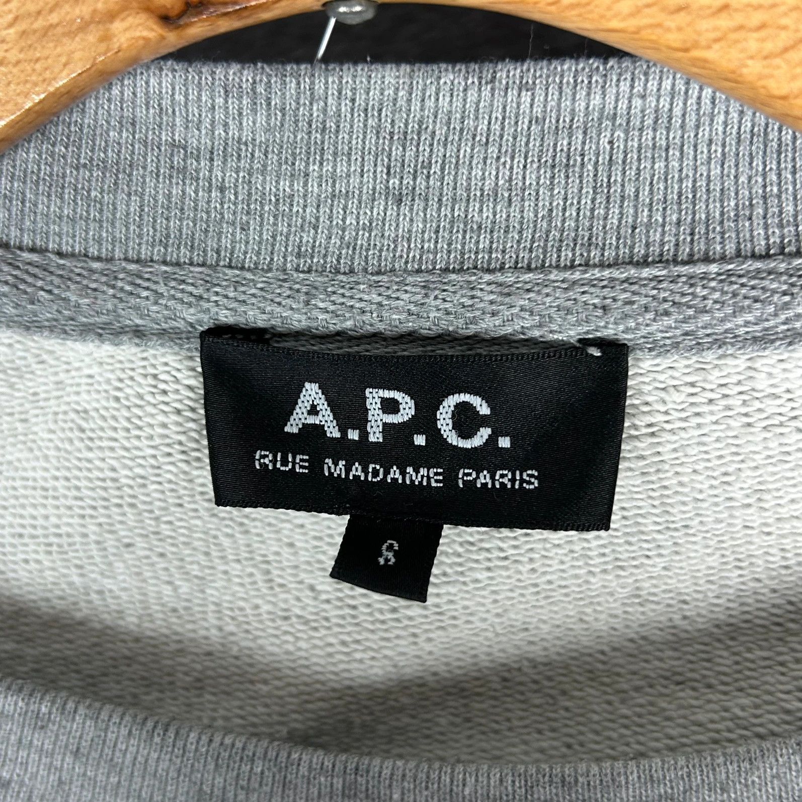 A.P.C. A.P.C grey crewneck big logo haft spellout print Size S / US 4 / IT 40 - 5 Thumbnail
