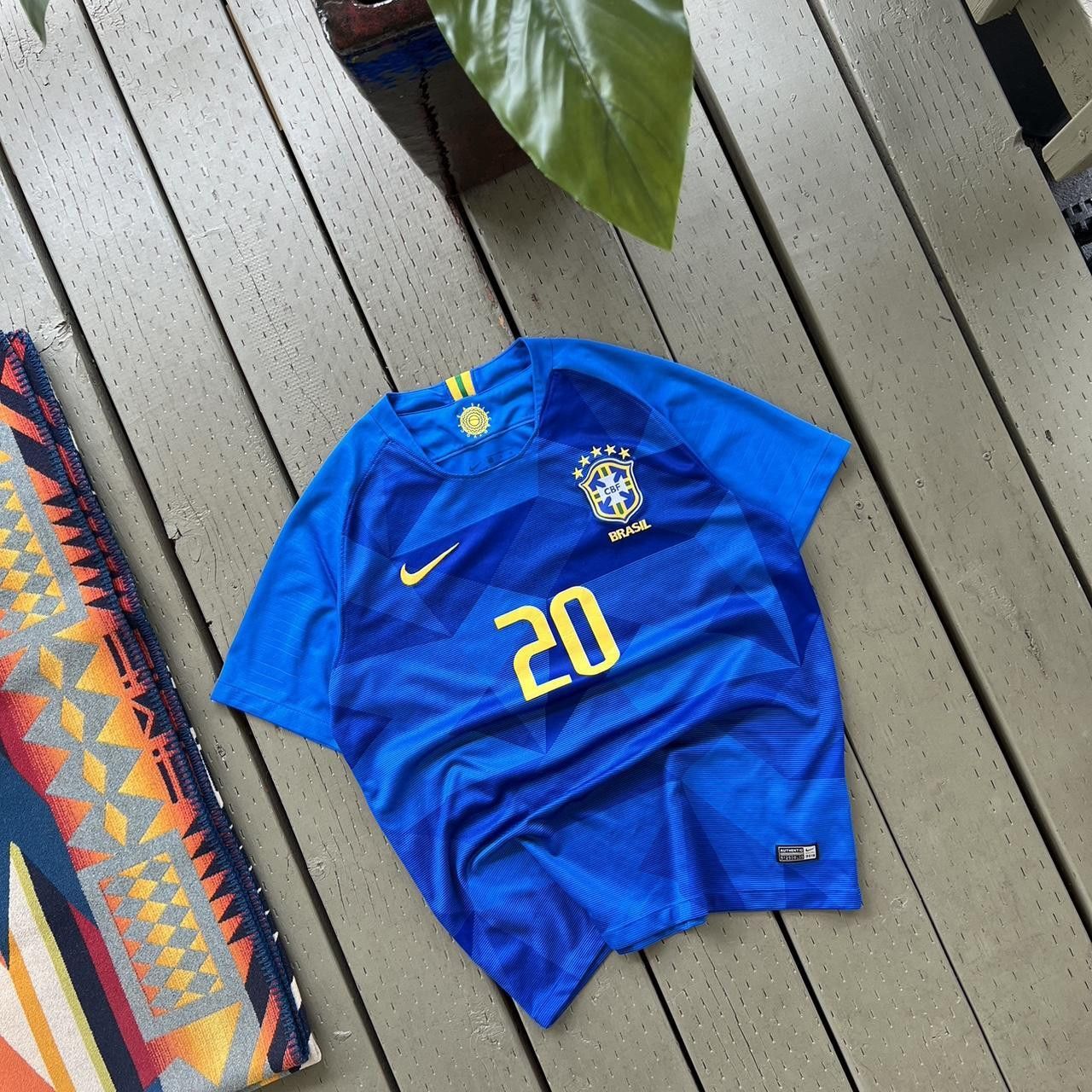 Nike × Vintage Vintage Nike Brazil soccer jersey Size US L / EU 52-54 / 3 - 5 Thumbnail